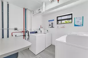 17021 N Bay Rd, Sunny Isles Beach, FL 33160 - Photo 22