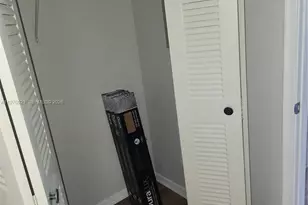 12501 SW 14th St, Pembroke Pines, FL 33027 - Photo 18