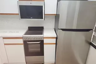 12501 SW 14th St, Pembroke Pines, FL 33027 - Photo 6