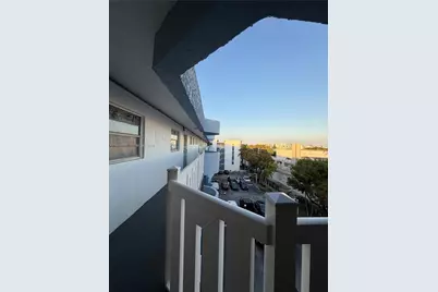 7900 Tatum Waterway Dr #506, Miami Beach, FL 33141 - Photo 34