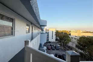 7900 Tatum Waterway Dr, Miami Beach, FL 33141 - Photo 34