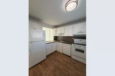 7900 Tatum Waterway Dr #506, Miami Beach, FL 33141 - Photo 16