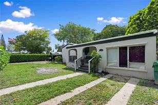 700 SW 44th Pl, Miami, FL 33134 - Photo 6