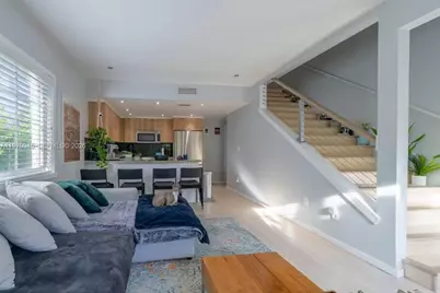 1061 Michigan Ave #4, Miami Beach, FL 33139 - Photo 4