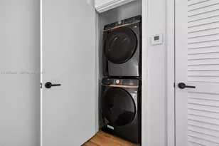 529 NE 61st St, Miami, FL 33137 - Photo 22