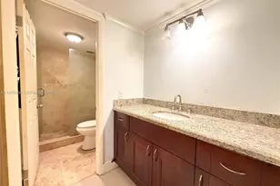 661 NE 195th St, Miami, FL 33179 - Photo 10