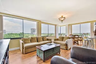 1500 Presidential Way, West Palm Beach, FL 33401 - Photo 2