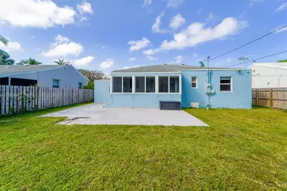 1504 Funston St, Hollywood, FL 33020 - Photo 12