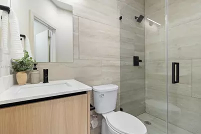 2385 SW 22nd Ter, Miami, FL 33145 - Photo 16