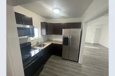 2758 SW 3rd St, Miami, FL 33135 - Photo 14