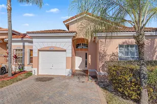 10116 SW 162nd Pl, Miami, FL 33196 - Photo 2