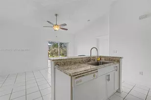 10116 SW 162nd Pl, Miami, FL 33196 - Photo 10