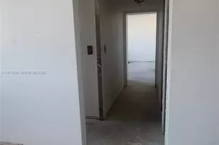 2881 NE 33rd Ct, Fort Lauderdale, FL 33306 - Photo 12