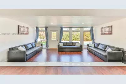 [Address not provided], Miami, FL 33180 - Photo 2