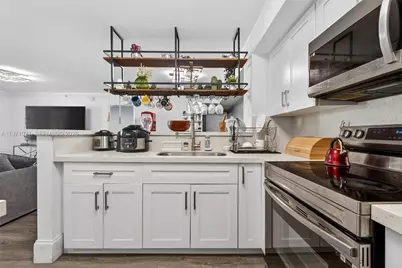 2133 Renaissance Blvd #203, Miramar, FL 33025 - Photo 12