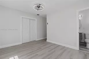 941 NE 154th St, North Miami Beach, FL 33162 - Photo 22