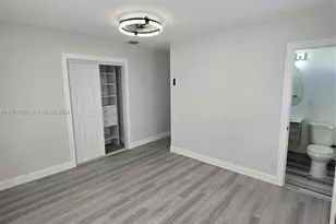 941 NE 154th St, North Miami Beach, FL 33162 - Photo 10