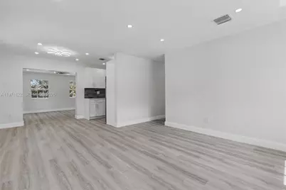 941 NE 154th St, North Miami Beach, FL 33162 - Photo 48