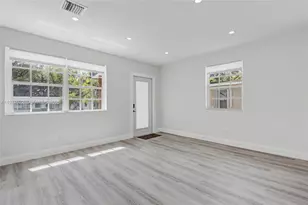 941 NE 154th St, North Miami Beach, FL 33162 - Photo 36