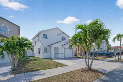 13758 SW 160th Ter, Miami, FL 33177 - Photo 4