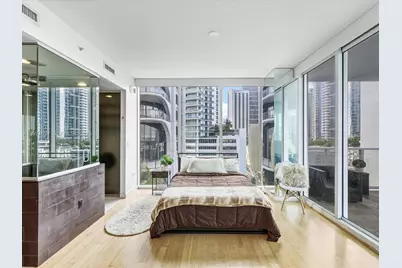 1040 Biscayne Blvd #1107, Miami, FL 33132 - Photo 20