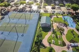 1300 St Charles Pl, Pembroke Pines, FL 33026 - Photo 30