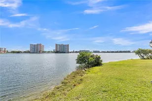 1302 NE 191st St, Miami, FL 33179 - Photo 32