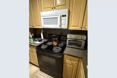 1425 Arthur St #315B, Hollywood, FL 33020 - Photo 18