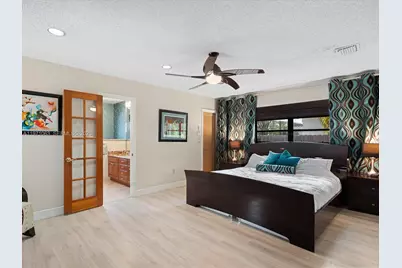 2930 NE 164th St, North Miami Beach, FL 33160 - Photo 22