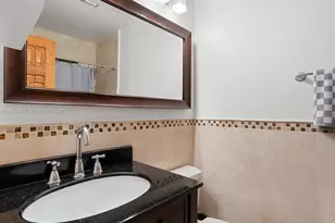 2930 NE 164th St, North Miami Beach, FL 33160 - Photo 28