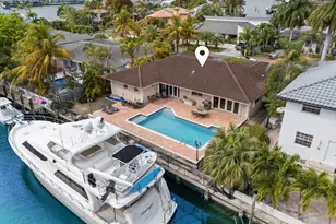 2930 NE 164th St, North Miami Beach, FL 33160 - Photo 2