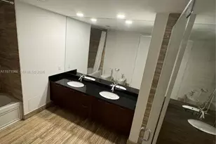 15901 Collins Ave, Sunny Isles Beach, FL 33160 - Photo 16