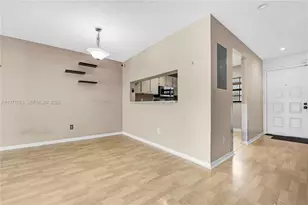 11625 NW 11th St, Pembroke Pines, FL 33026 - Photo 8