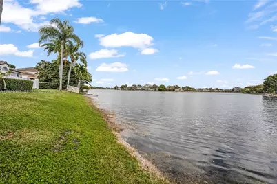 11625 NW 11th St #11625, Pembroke Pines, FL 33026 - Photo 30