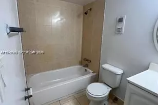 16851 NE 23rd Ave, North Miami Beach, FL 33160 - Photo 24