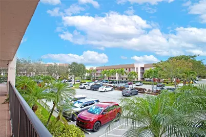 10207 Sunrise Lakes Blvd #204, Sunrise, FL 33322 - Photo 14