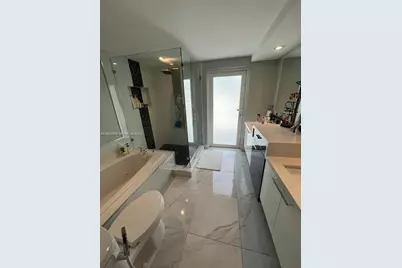 12770 SW 18th St #NULL, Miami, FL 33175 - Photo 2