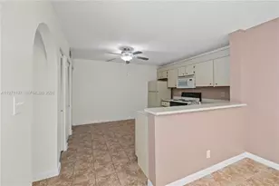 10105 W Sunrise Blvd, Plantation, FL 33322 - Photo 10