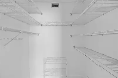 10105 W Sunrise Blvd #104, Plantation, FL 33322 - Photo 18