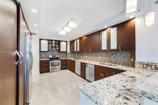 9801 Collins Ave, Bal Harbour, FL 33154 - Photo 22