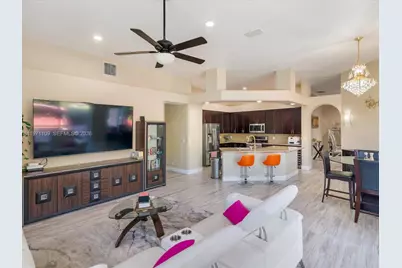 2221 NW 129th Ter, Pembroke Pines, FL 33028 - Photo 24