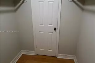 10000 NW 80th Ct, Hialeah Gardens, FL 33016 - Photo 18