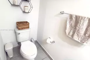 10945 SW 235th Ln, Homestead, FL 33032 - Photo 6