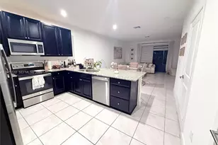 10945 SW 235th Ln, Homestead, FL 33032 - Photo 4