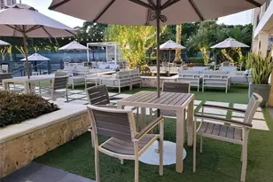 1000 W Island Blvd, Aventura, FL 33160 - Photo 38