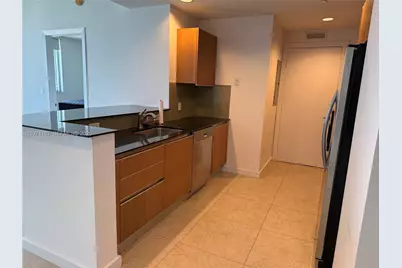 1060 Brickell Ave #3105, Miami, FL 33131 - Photo 4