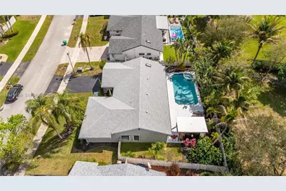 13810 Roanoke St, Davie, FL 33325 - Photo 46