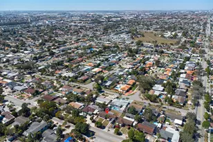 11300 NW 62nd Ave, Hialeah, FL 33012 - Photo 32