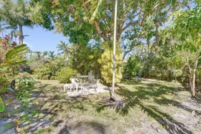1235 Jefferson St, Hollywood, FL 33019 - Photo 34