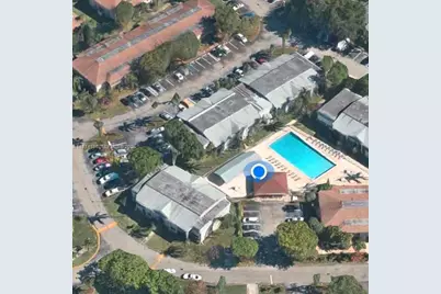 811 NE 199th St #202-33, Miami, FL 33179 - Photo 1